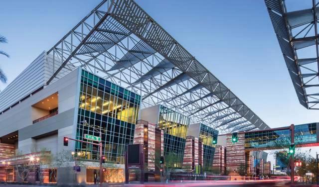 Couples Getaway Highrise Dwntown Phx Skyline Views Phoenix Exterior foto
